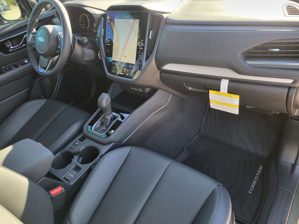 Certified 2025 Subaru Forester Limited image 9