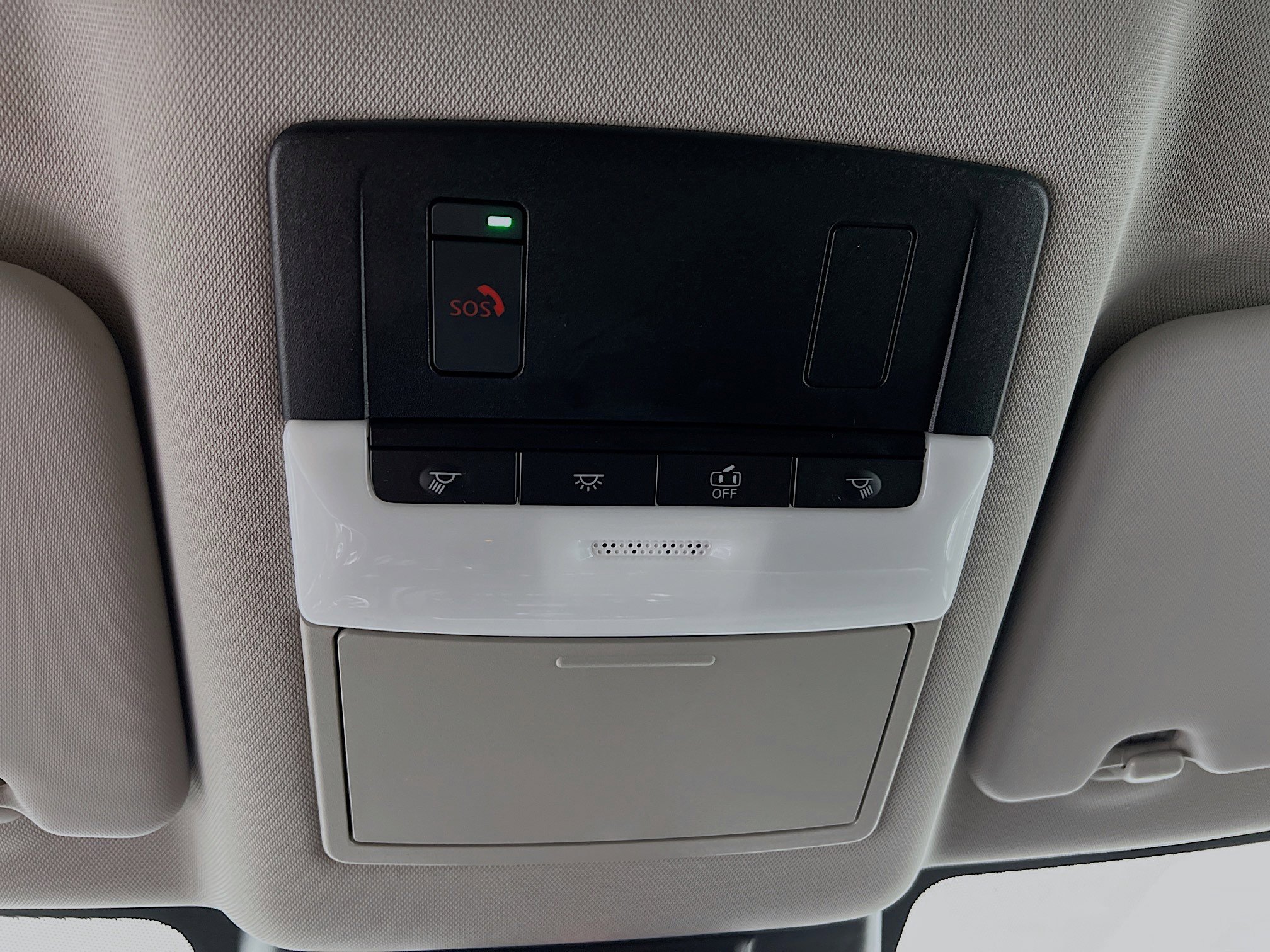 Used 2023 Nissan Rogue SV image 21