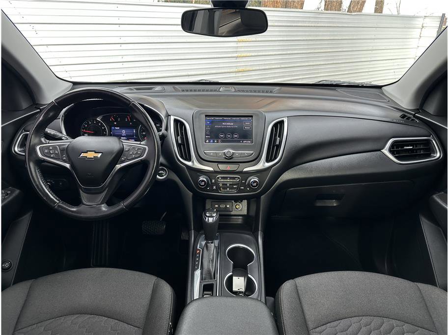 Used 2021 Chevrolet Equinox LT image 18
