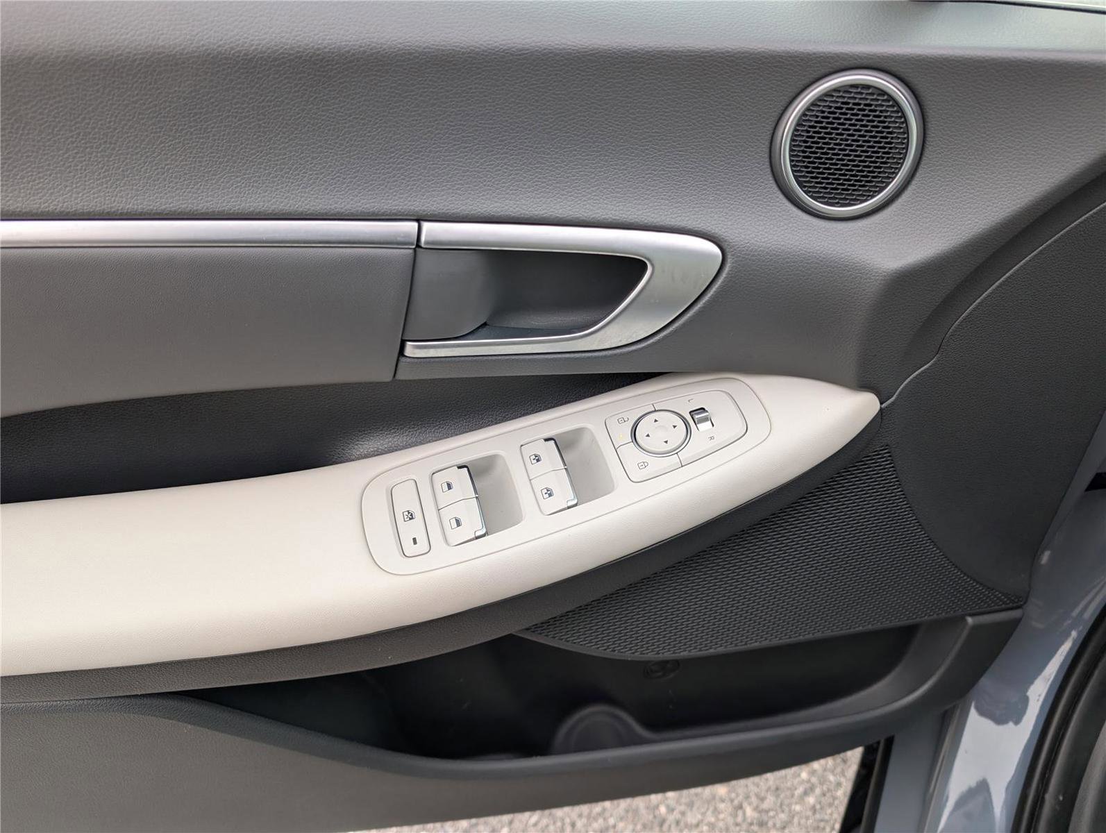 Used 2024 Hyundai Sonata SEL image 17