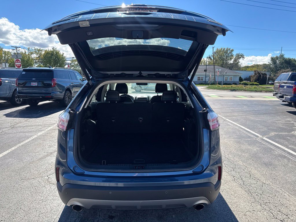 Used 2019 Ford Edge SEL w/ Equipment Group 201A AWD/4WD image 42