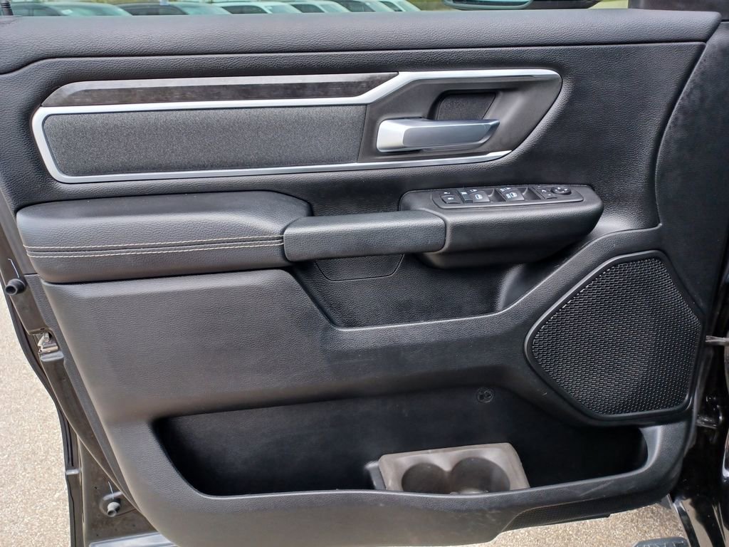 Used 2020 RAM 1500 Big Horn AWD/4WD image 11