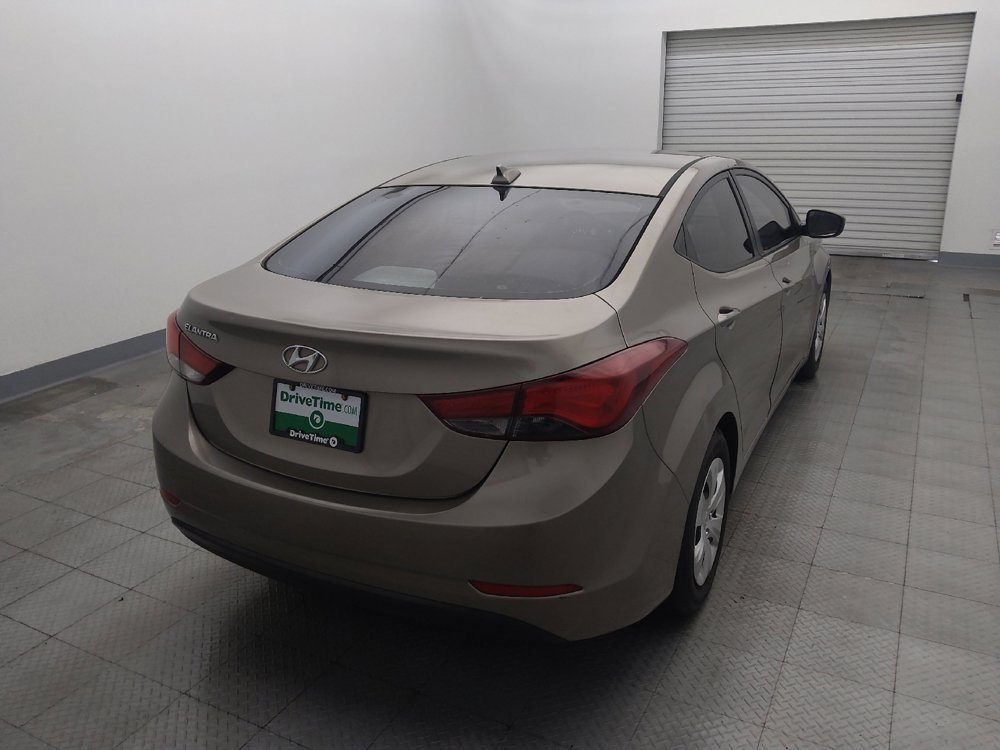 Used 2016 Hyundai Elantra SE FWD image 7