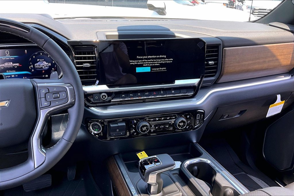 New 2026 Chevrolet Silverado 1500 High Country AWD/4WD image 7