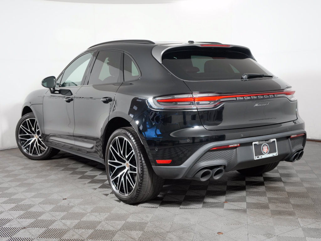 Certified 2023 Porsche Macan Turbo AWD/4WD image 3