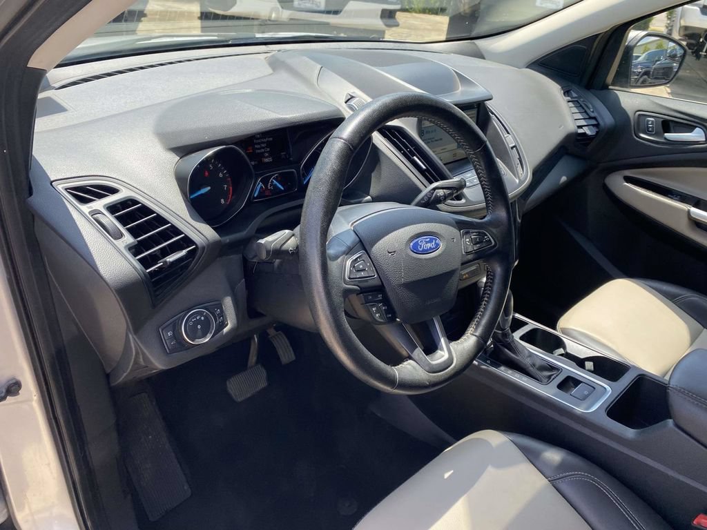 Used 2019 Ford Escape SEL FWD image 22