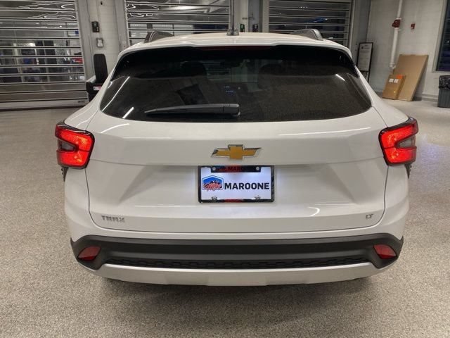 New 2026 Chevrolet Trax LT w/ Driver Confidence Package FWD image 6