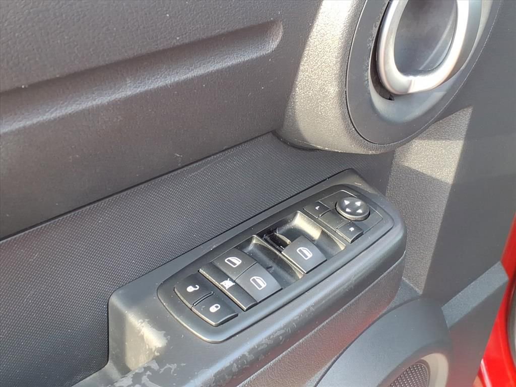 Used 2008 Dodge Nitro SXT w/ Sun & Wheels Group image 16