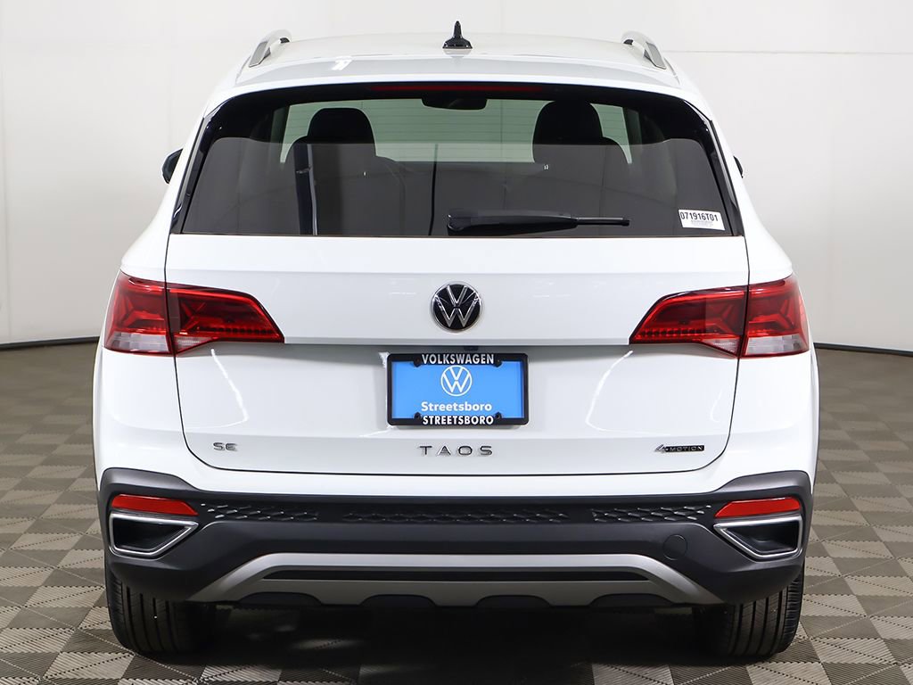 Used 2024 Volkswagen Taos SE AWD/4WD image 13