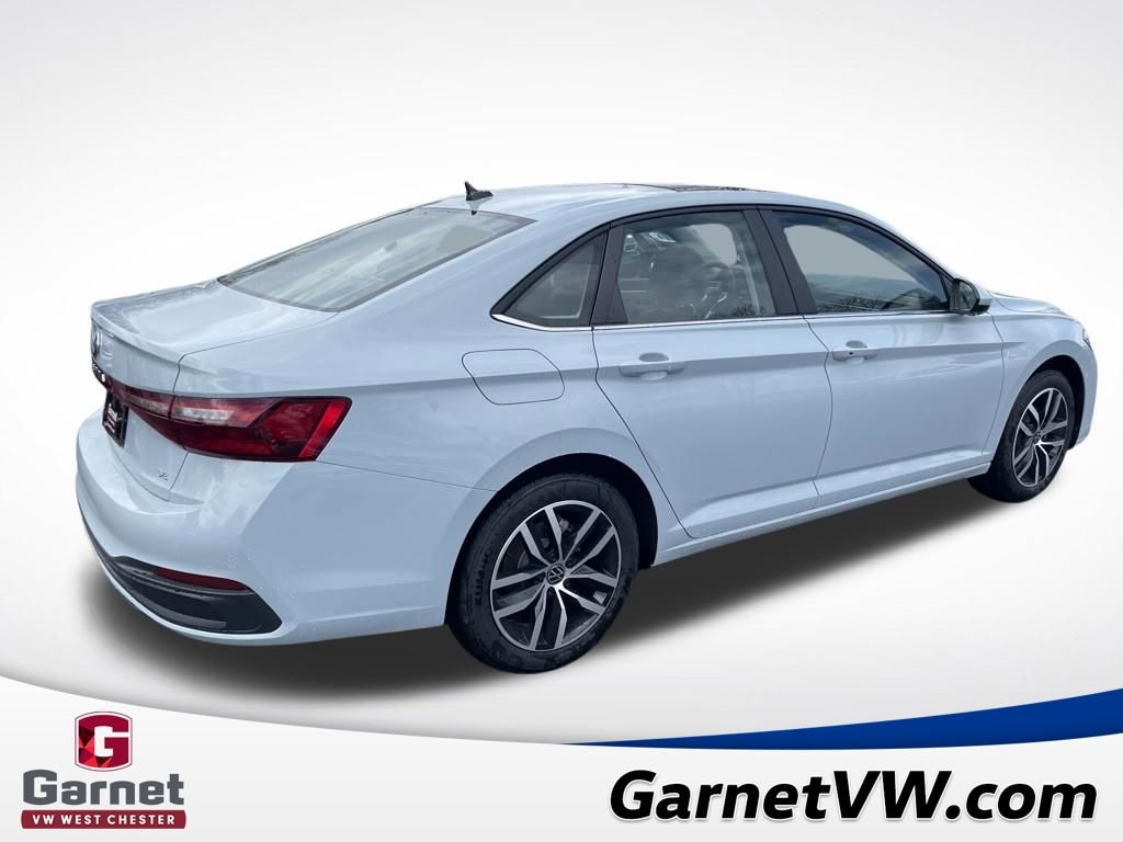 New 2026 Volkswagen Jetta SE image 5
