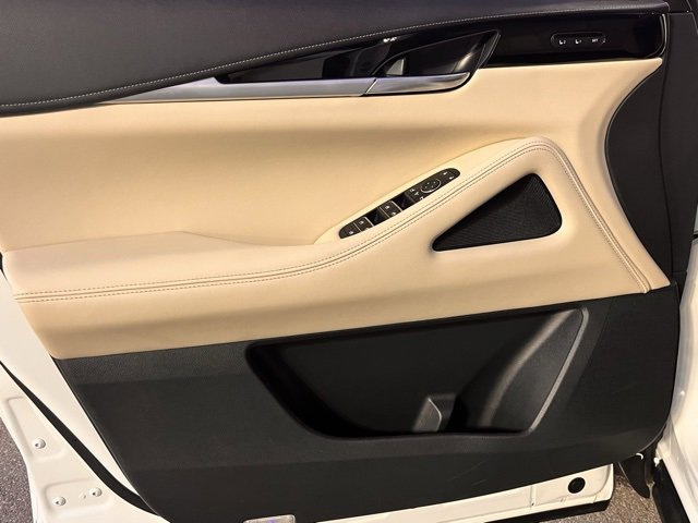 Certified 2023 INFINITI QX60 Pure image 9