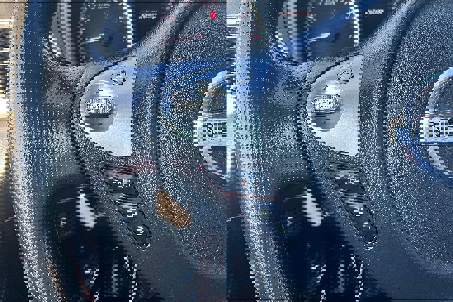 Used 2018 Nissan Sentra S w/ S Midnight Style Package image 16