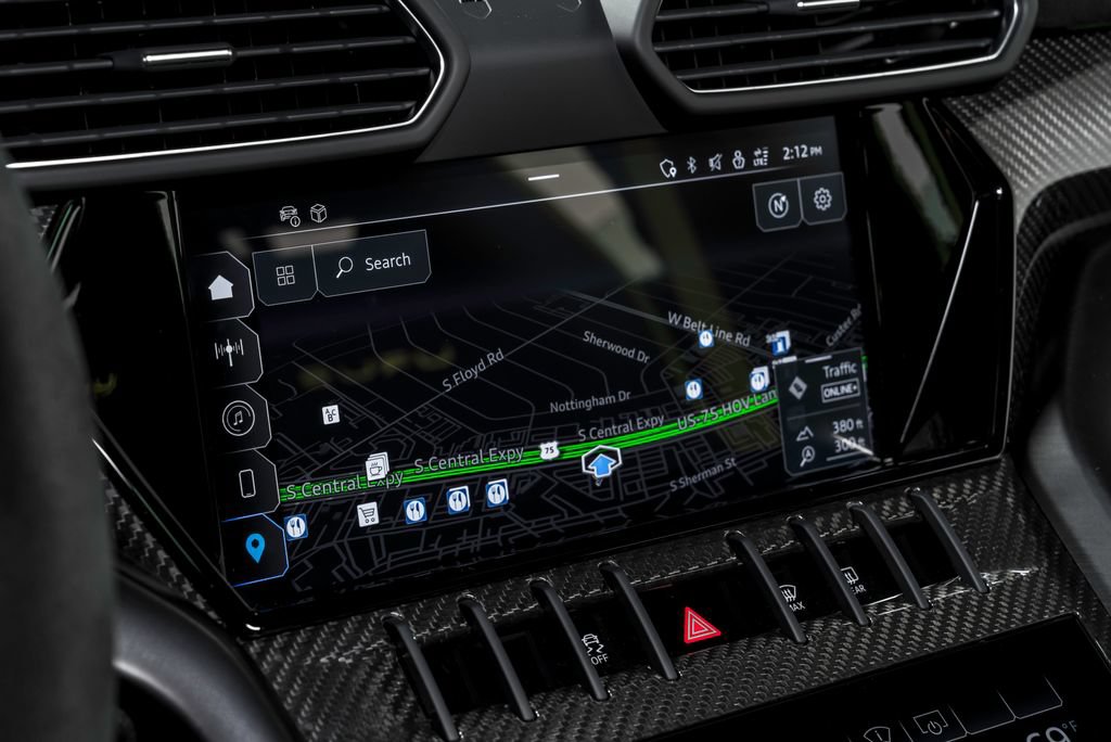 Used 2024 Lamborghini Urus Performante AWD/4WD image 26