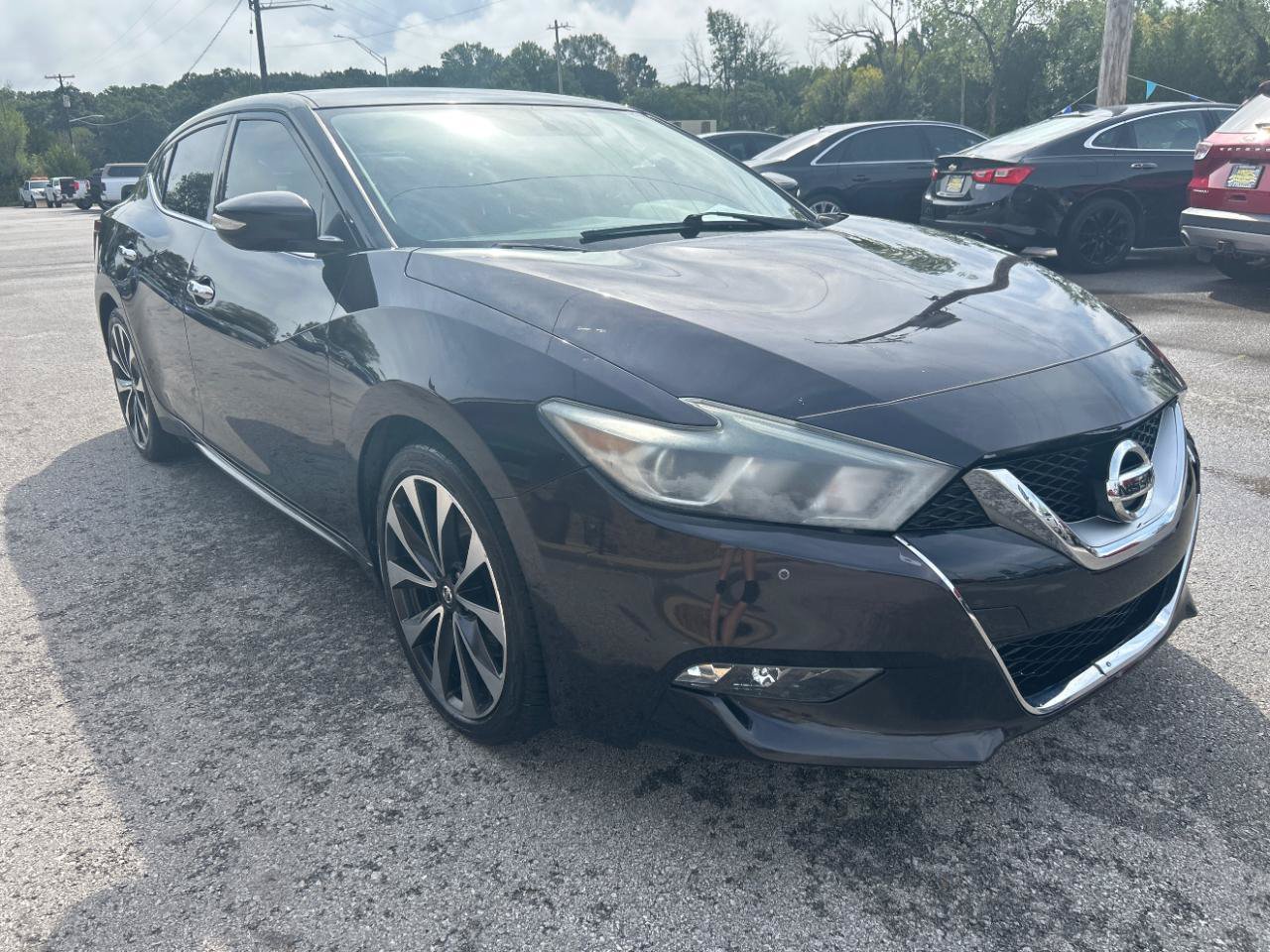 Used 2016 Nissan Maxima SR FWD image 3