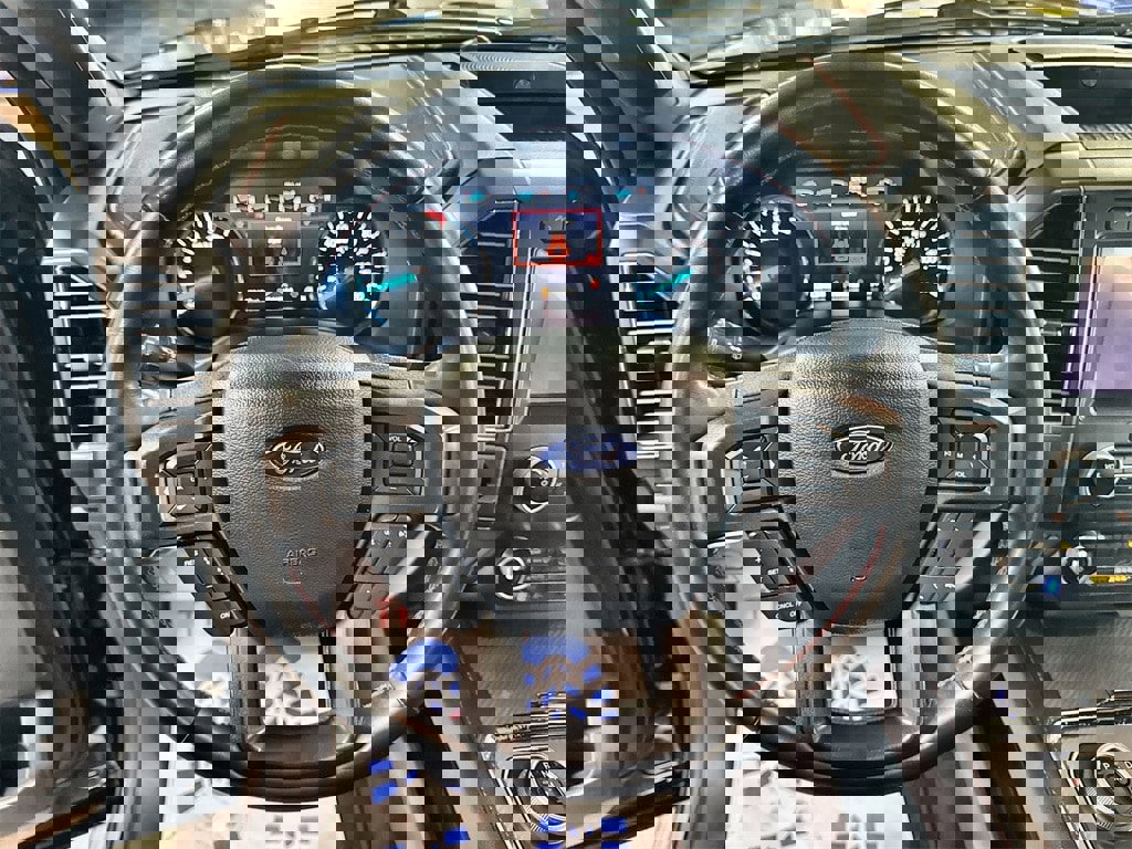 Used 2021 Ford Expedition Limited image 17