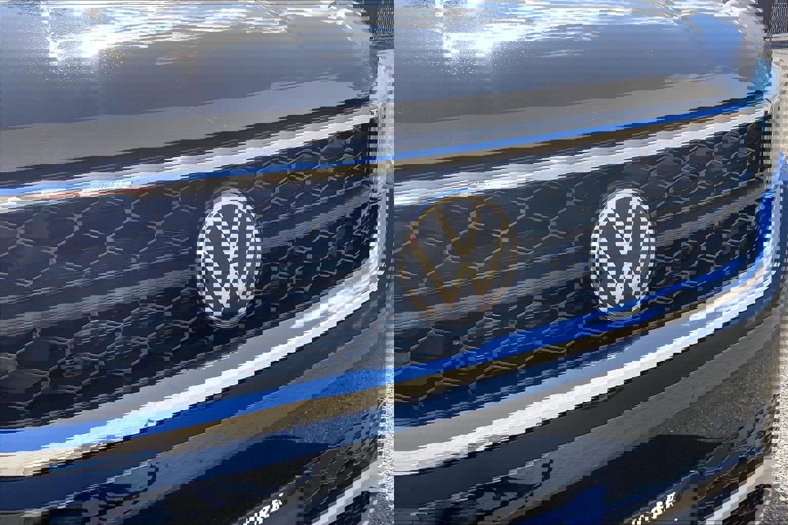 Certified 2023 Volkswagen Taos SE w/ Black Wheel Package image 30