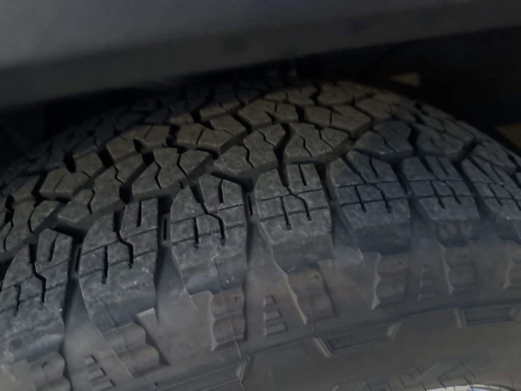 Used 2024 GMC Sierra 1500 SLT w/ SLT Premium Plus Package image 29