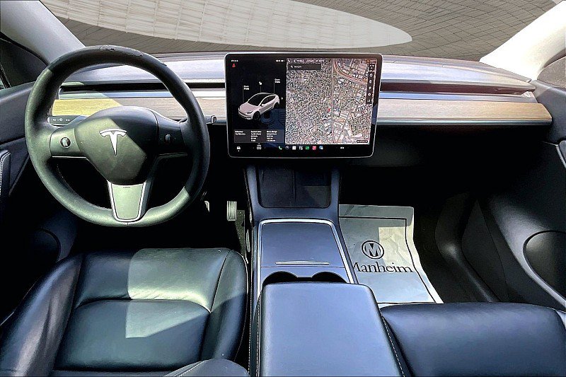 Used 2021 Tesla Model Y Long Range AWD/4WD image 12