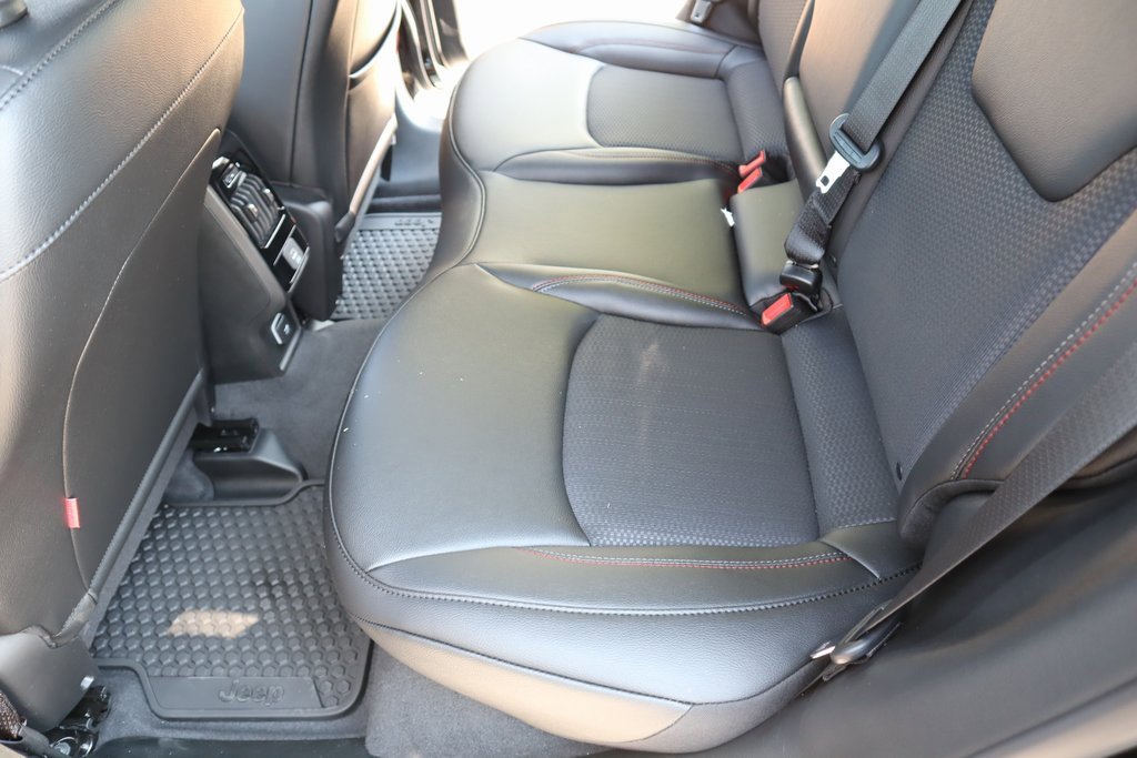 New 2025 Jeep Compass Trailhawk w/ Sun & Sound Group image 11