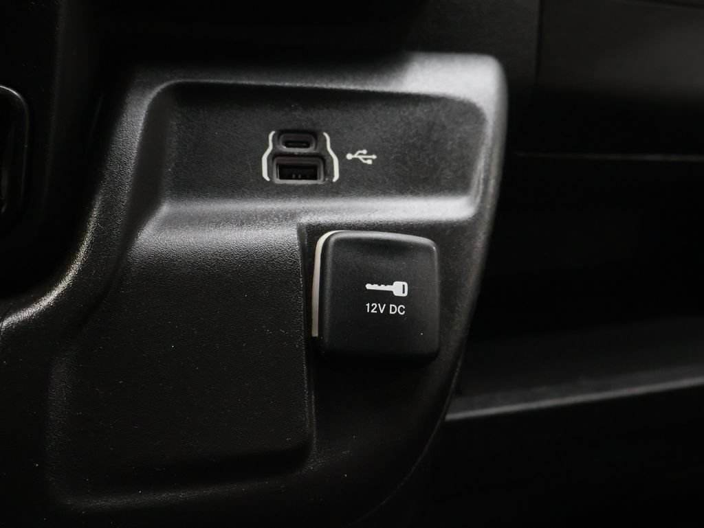 Used 2023 RAM ProMaster 2500 FWD image 24