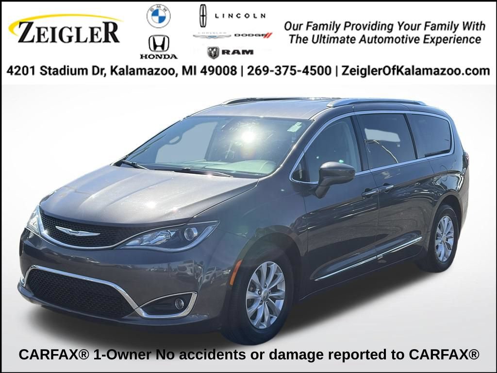 Used 2018 Chrysler Pacifica Touring-L Plus