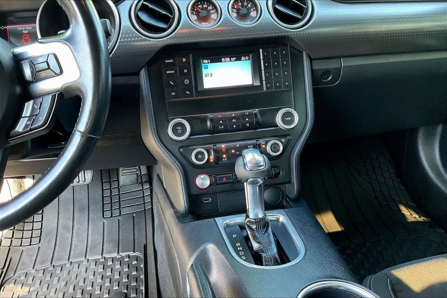 Used 2022 Ford Mustang GT w/ GT Performance Package RWD image 7