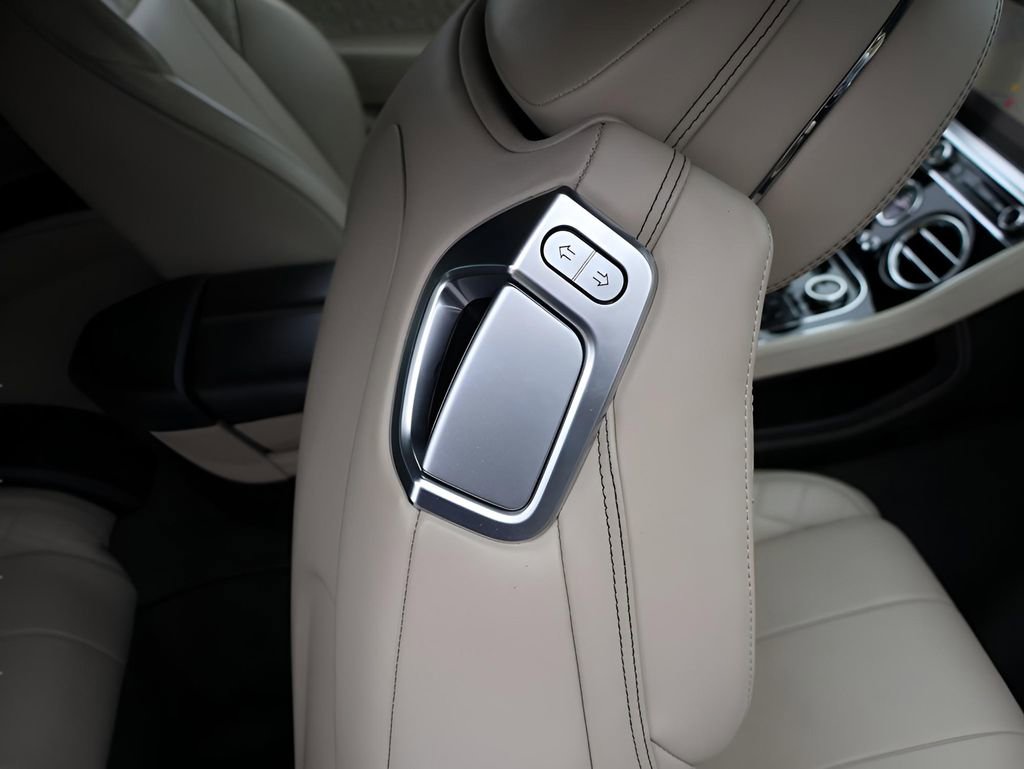 Used 2022 Bentley Continental GT image 13