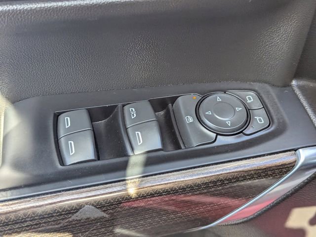 Used 2021 Chevrolet Silverado 1500 LTZ image 24