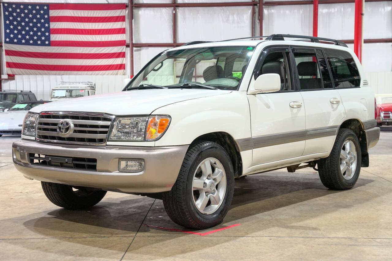 Used 2005 Toyota Land Cruiser AWD/4WD image 1