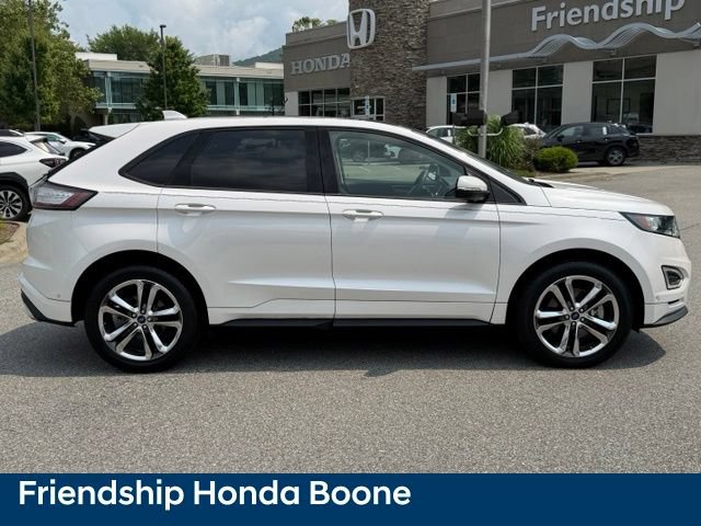 Used 2017 Ford Edge Sport w/ Equipment Group 401A AWD/4WD image 4