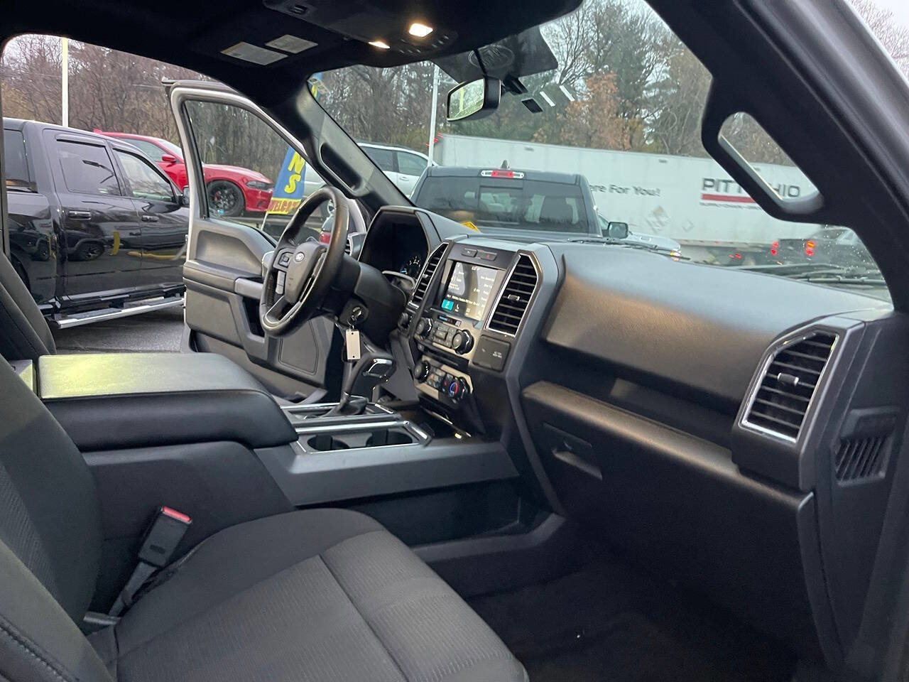 Used 2016 Ford F150 XLT w/ Equipment Group 302A Luxury image 35