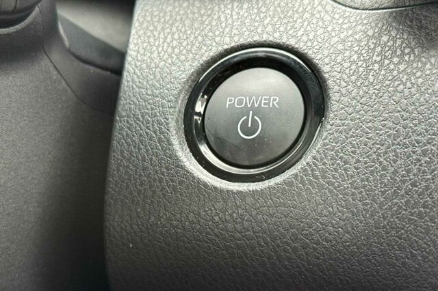 Used 2025 Toyota Camry XSE image 21