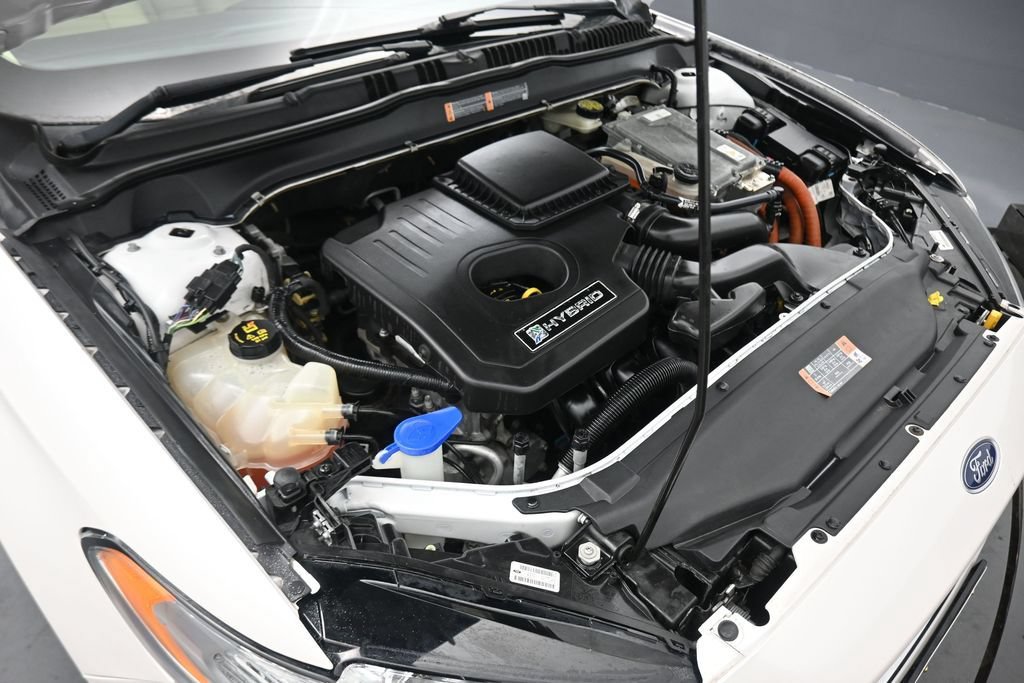Used 2015 Ford Fusion SE w/ Equipment Group 502A FWD image 42