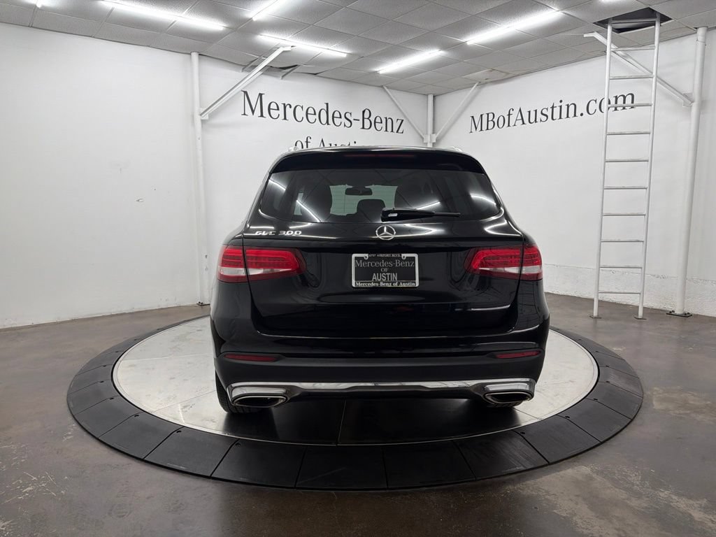 Used 2016 Mercedes-Benz GLC 300 image 5