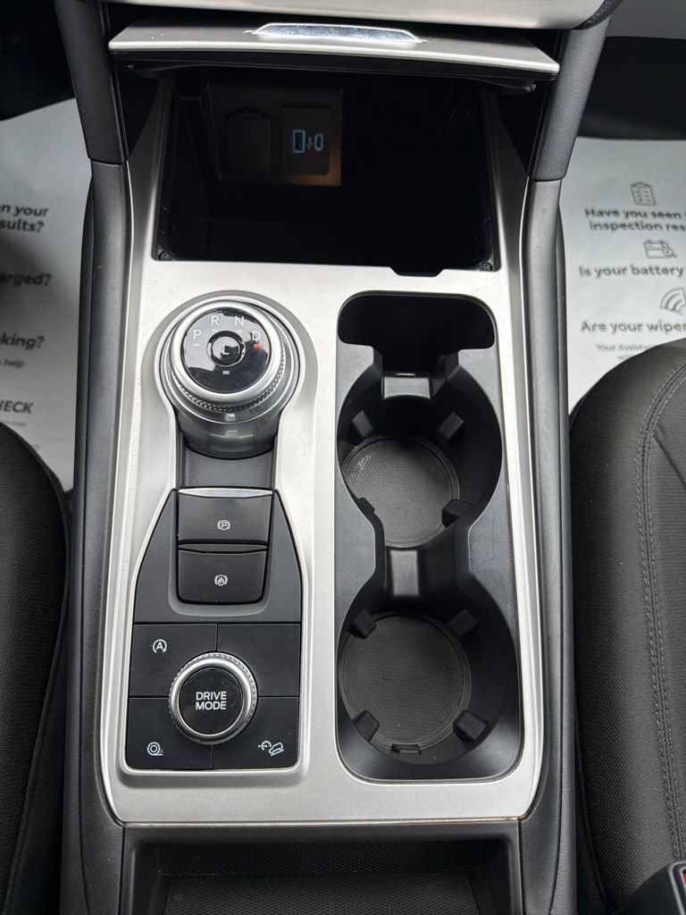 Used 2024 Ford Explorer XLT AWD/4WD image 31