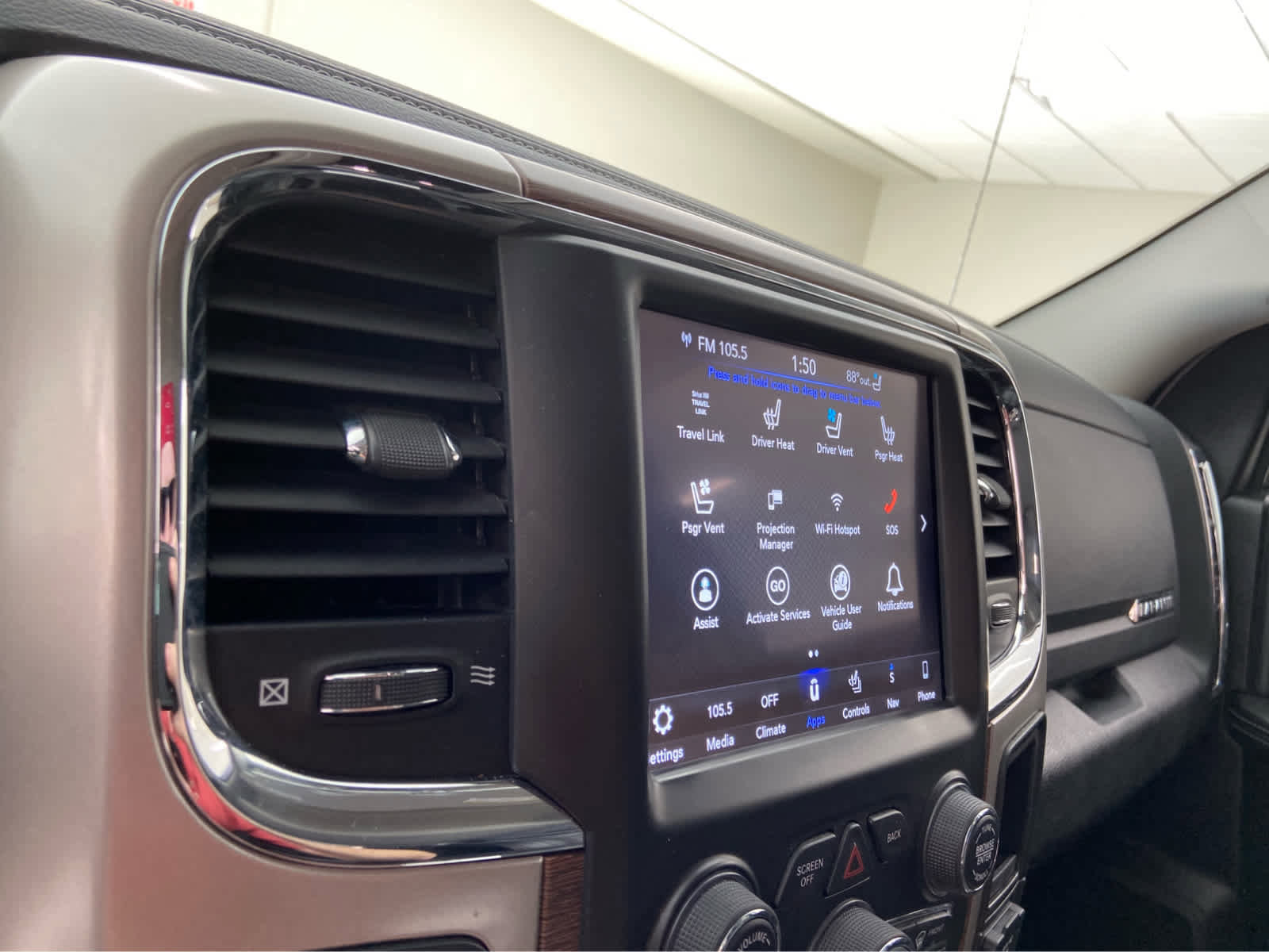 Used 2018 RAM 1500 Laramie w/ Convenience Group image 25