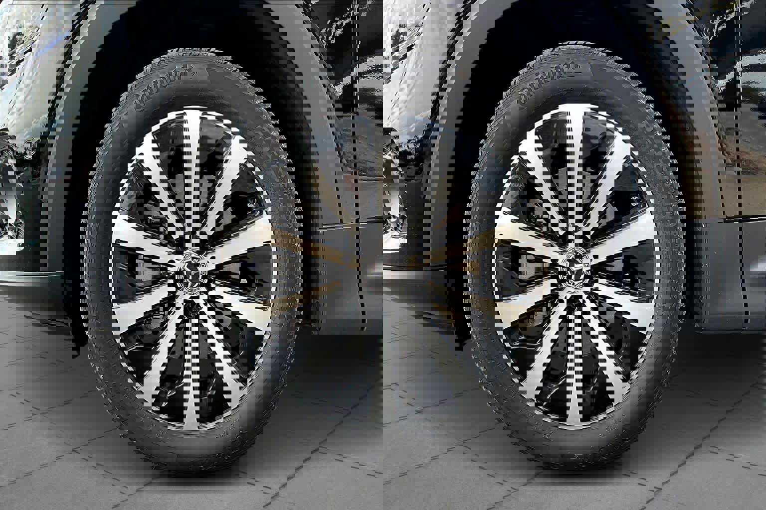 Certified 2023 Mercedes-Benz GLB 250 4MATIC image 10