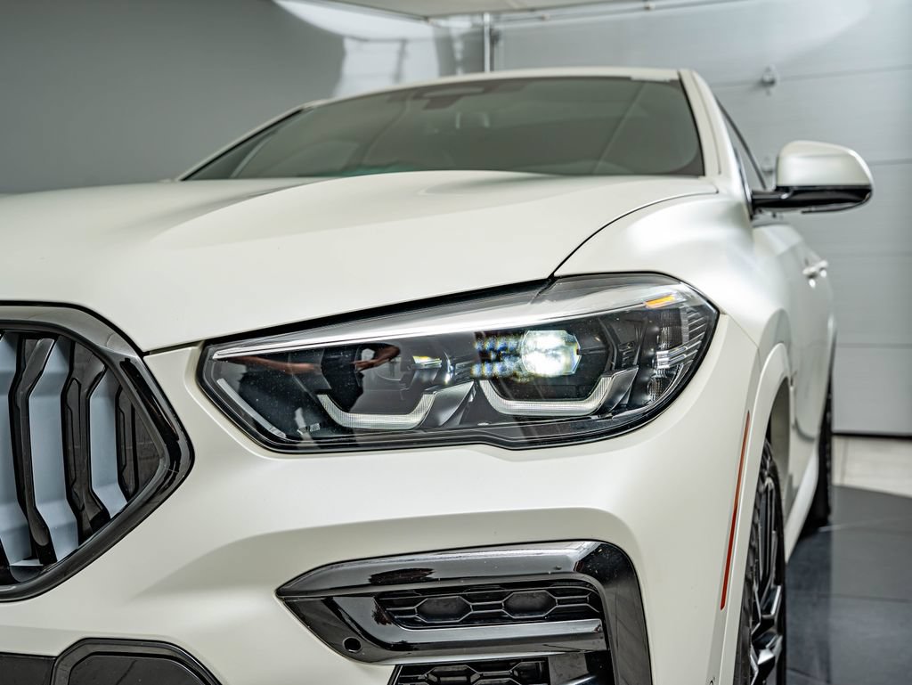 Used 2023 BMW X6 M50i AWD/4WD image 13