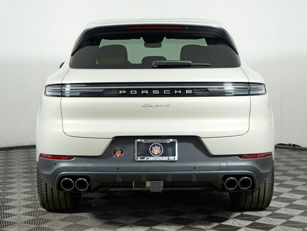 Certified 2026 Porsche Cayenne AWD/4WD image 6