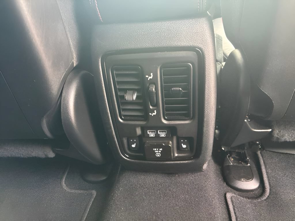 Used 2023 Dodge Durango GT AWD/4WD image 15