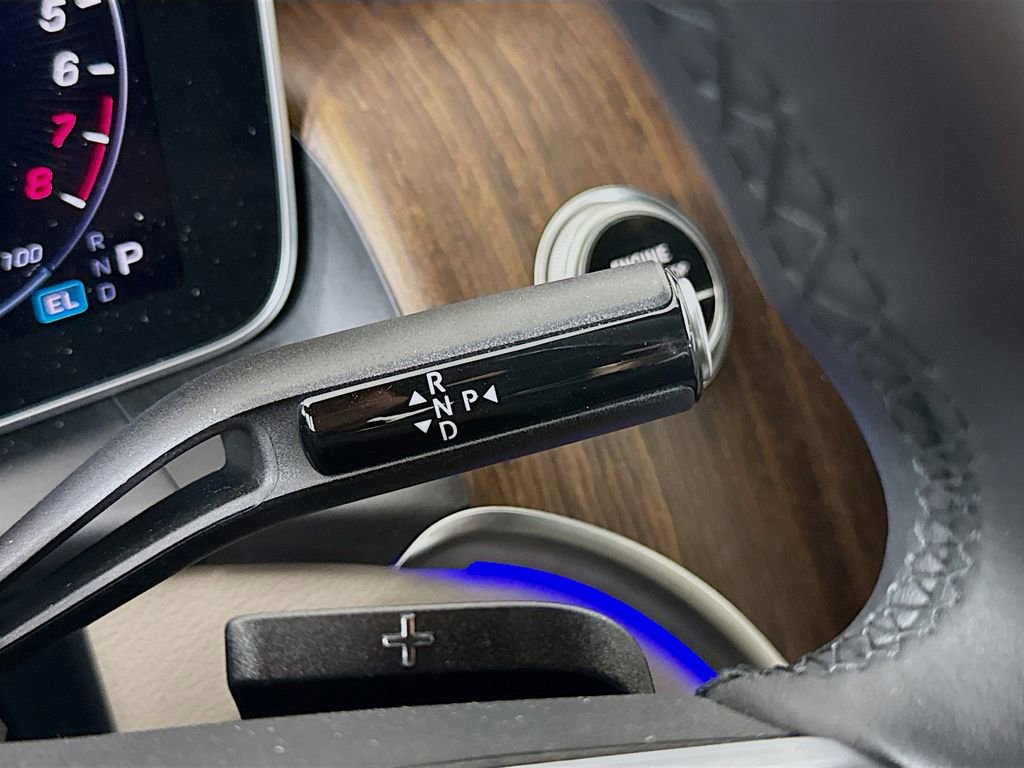 Used 2025 Mercedes-Benz GLC 350e GLC 350e image 17