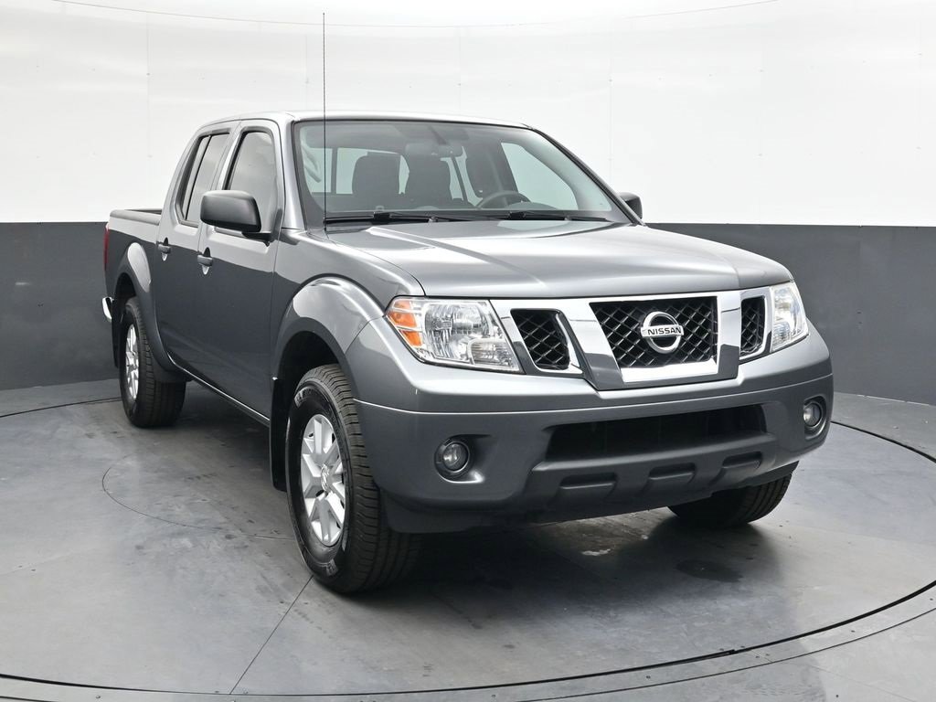 Used 2021 Nissan Frontier SV image 1