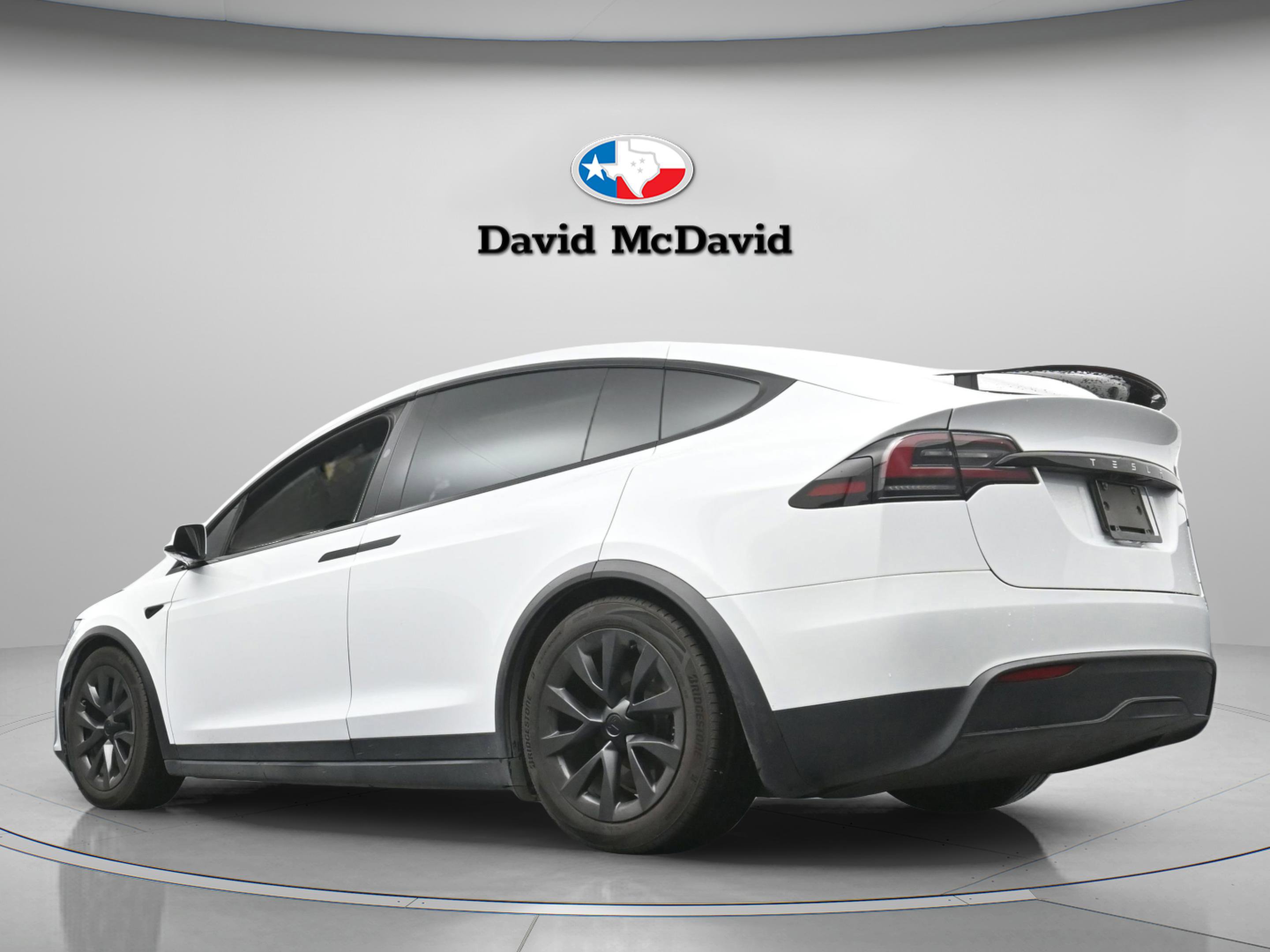 Used 2024 Tesla Model X image 17