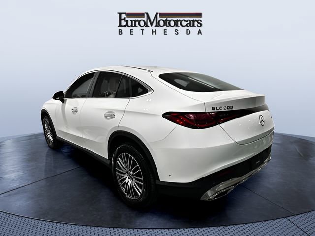 Used 2026 Mercedes-Benz GLC 300 4MATIC image 3