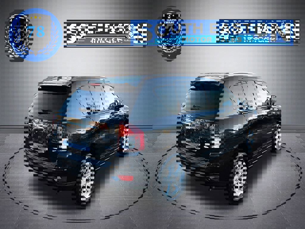 Used 2016 Jeep Compass Latitude image 6