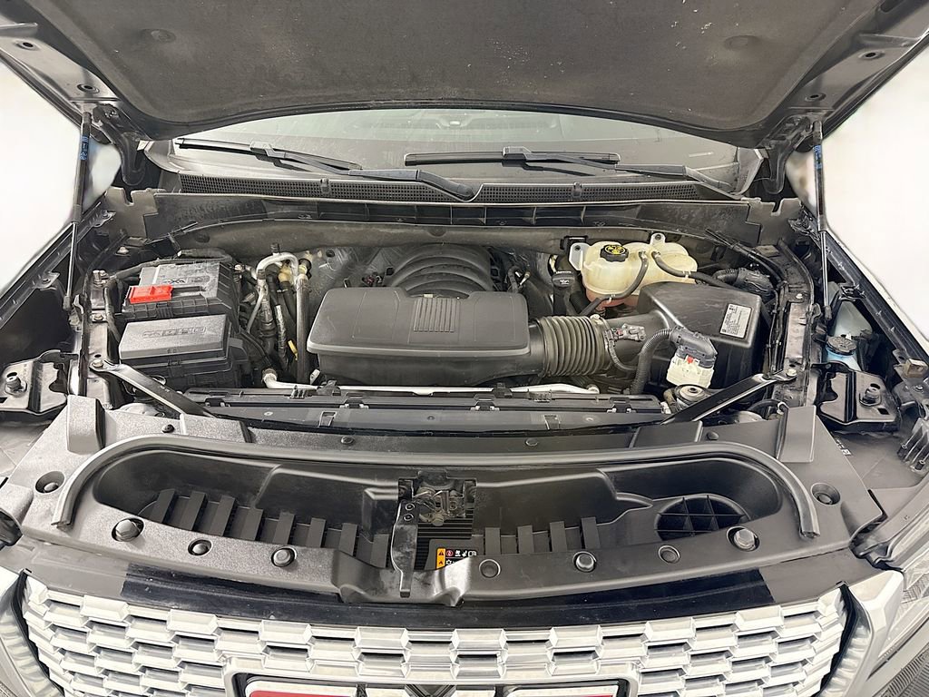 Used 2021 GMC Yukon Denali w/ Denali Premium Package image 33