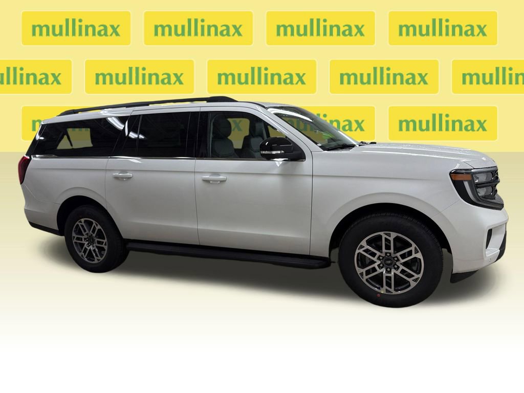 New 2026 Ford Expedition Max Active RWD image 2