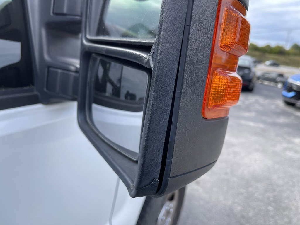 Used 2010 Ford F250 XL image 40