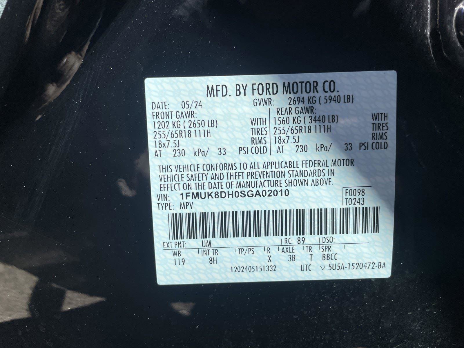 Used 2025 Ford Explorer Active AWD/4WD image 40