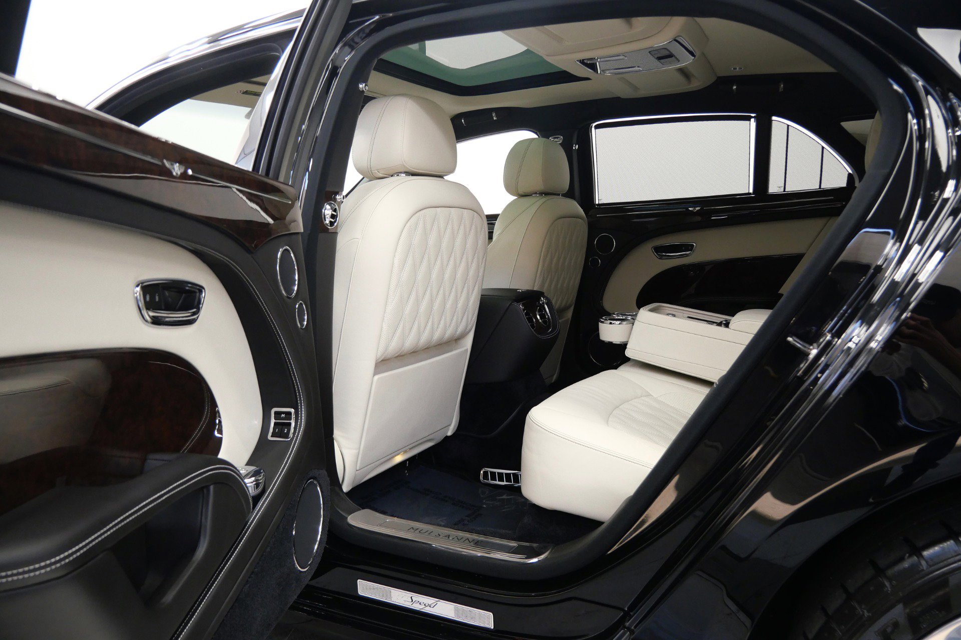 Used 2020 Bentley Mulsanne Speed RWD image 34